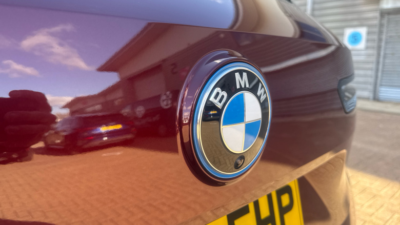 BMW iX 240kW xDrive40 M Sport 76.6kWh 5dr Auto Electric Estate